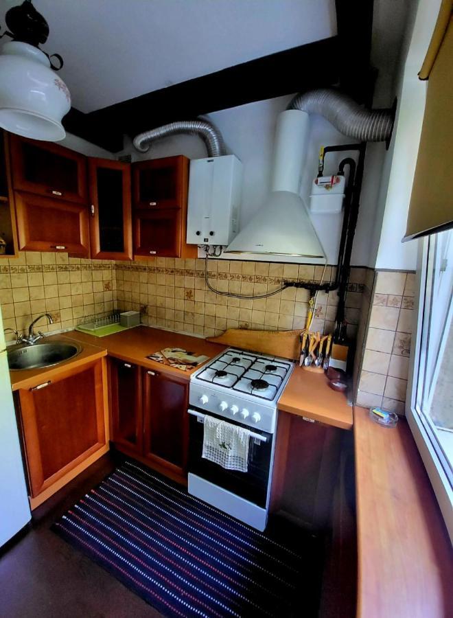 Новая Квартира Užhorod Esterno foto